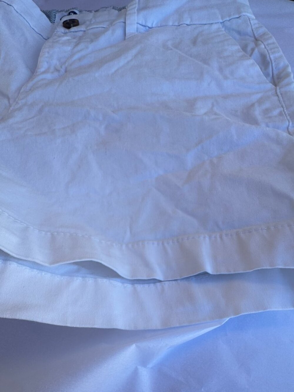 Old Navy Shorts, White, Size 6 NWOT (C18) - Picture 5 of 6